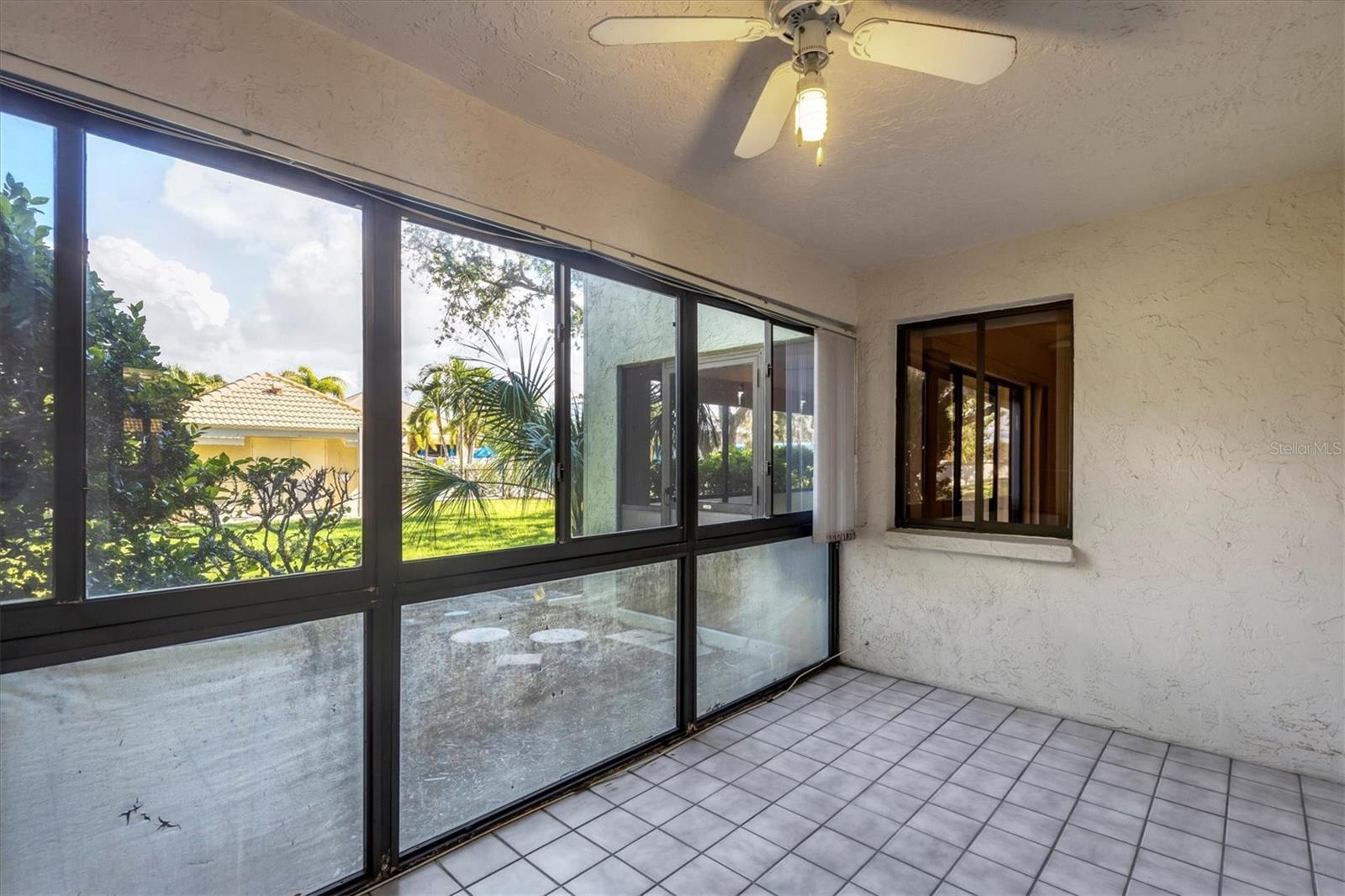 UNIT 102 INLETS CARRIAGE HOMSE A - Residential