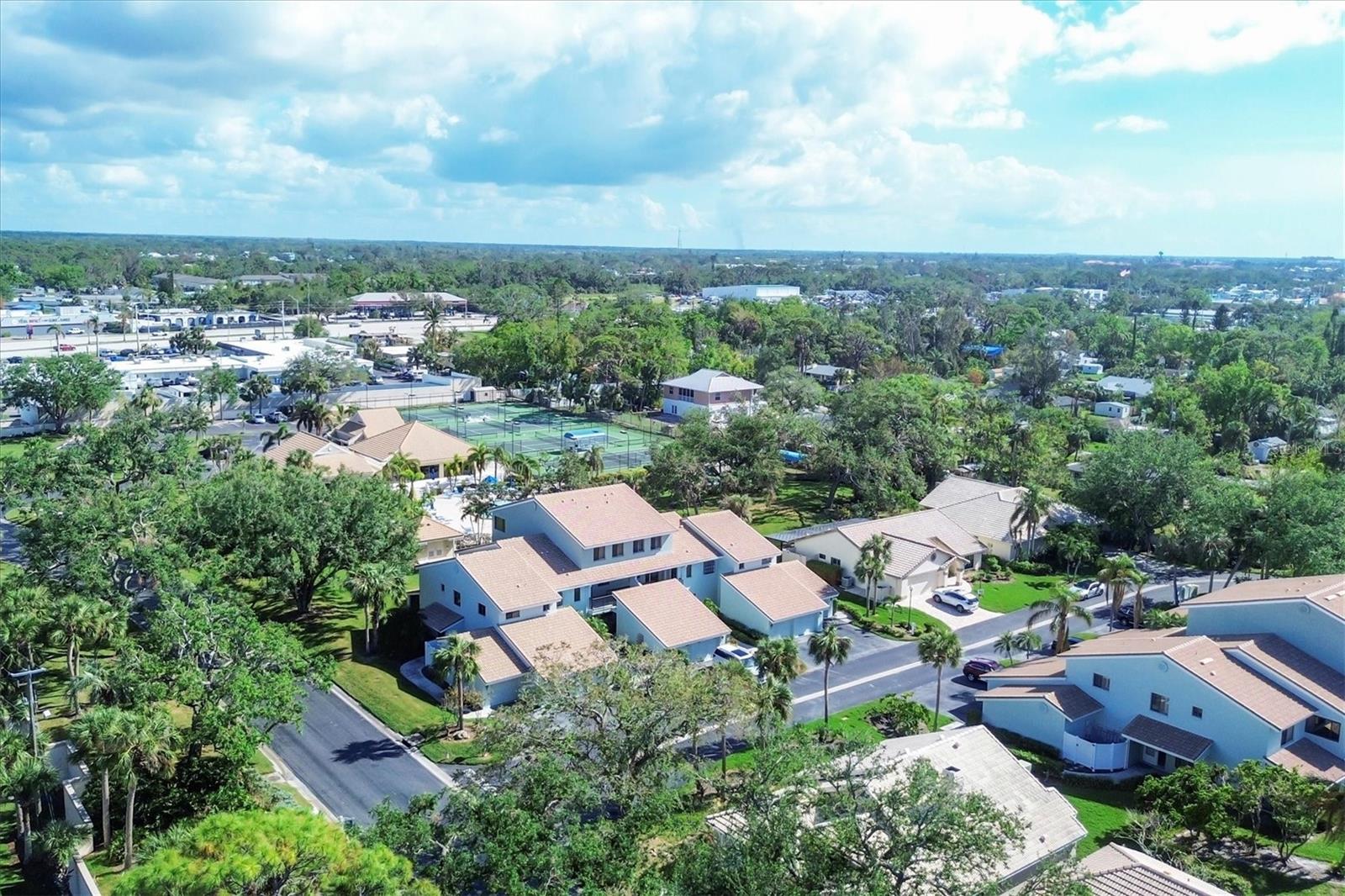 UNIT 102 INLETS CARRIAGE HOMSE A - Residential