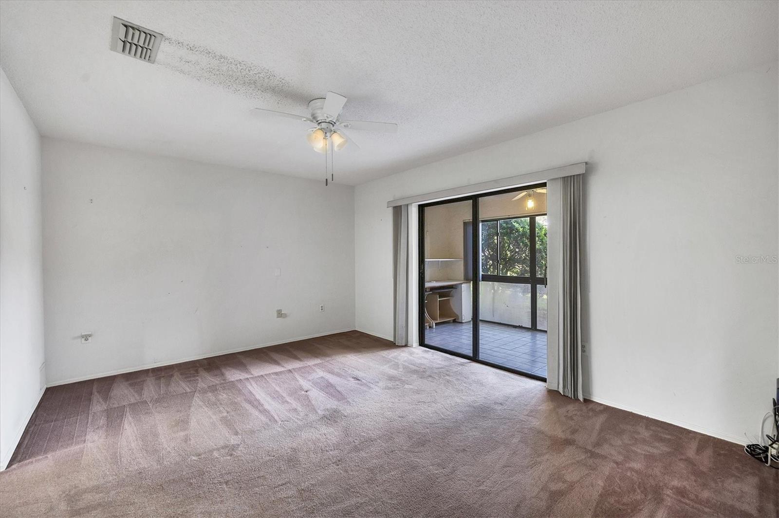 UNIT 102 INLETS CARRIAGE HOMSE A - Residential