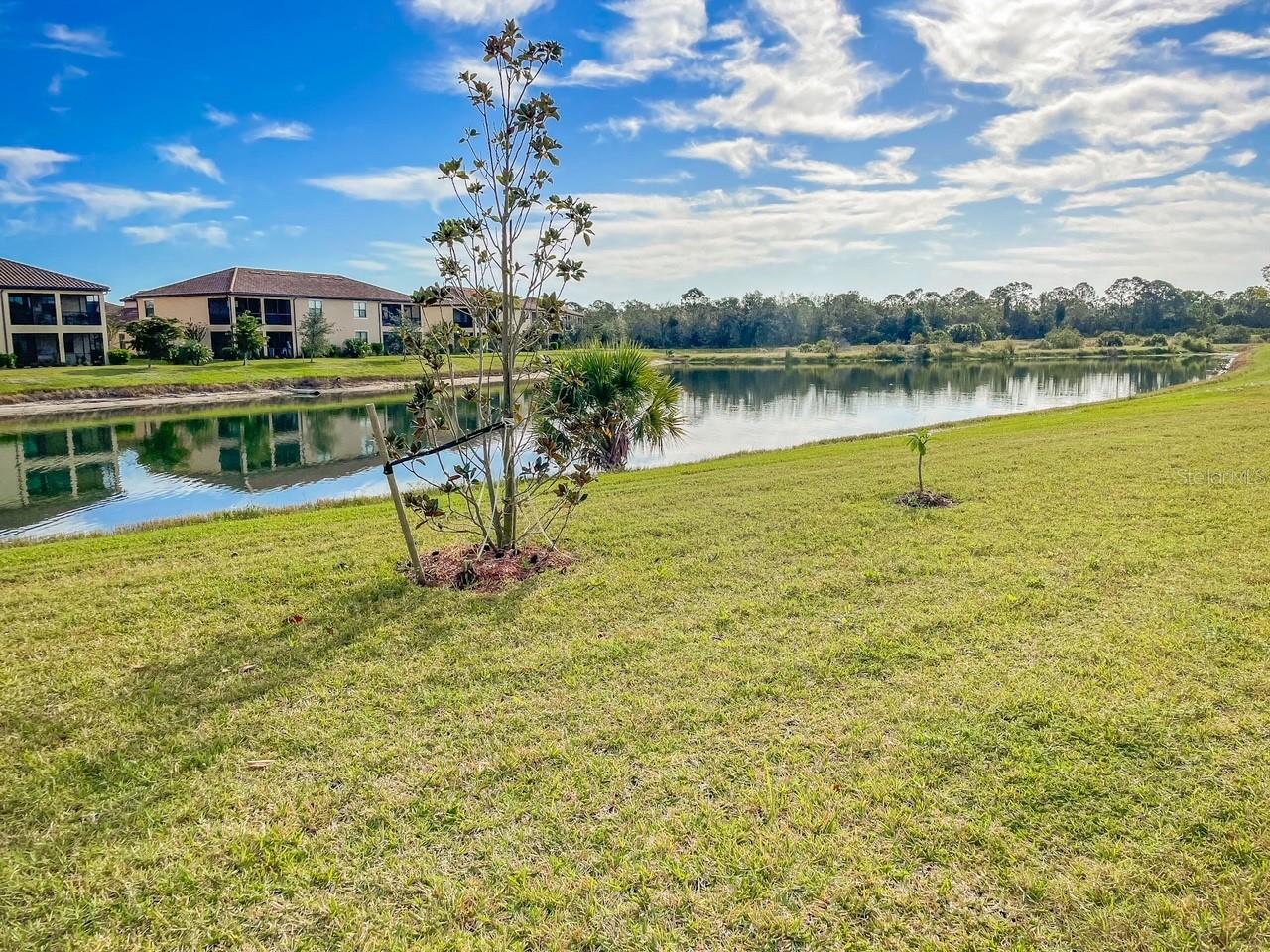 GRAN PARADISO TWNHMS 1B - Residential Lease