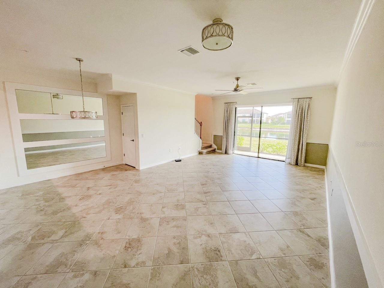 GRAN PARADISO TWNHMS 1B - Residential Lease