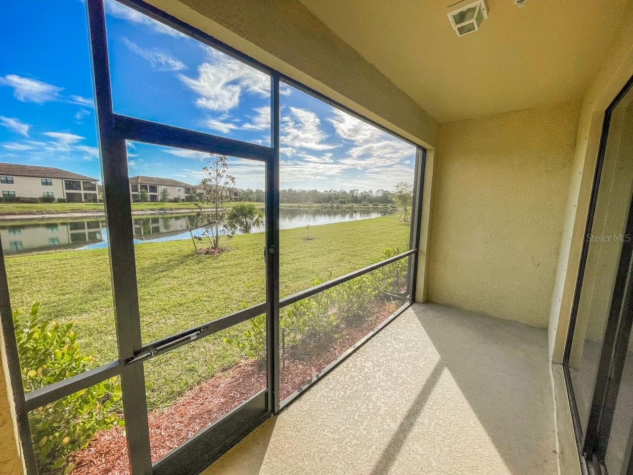 GRAN PARADISO TWNHMS 1B - Residential Lease