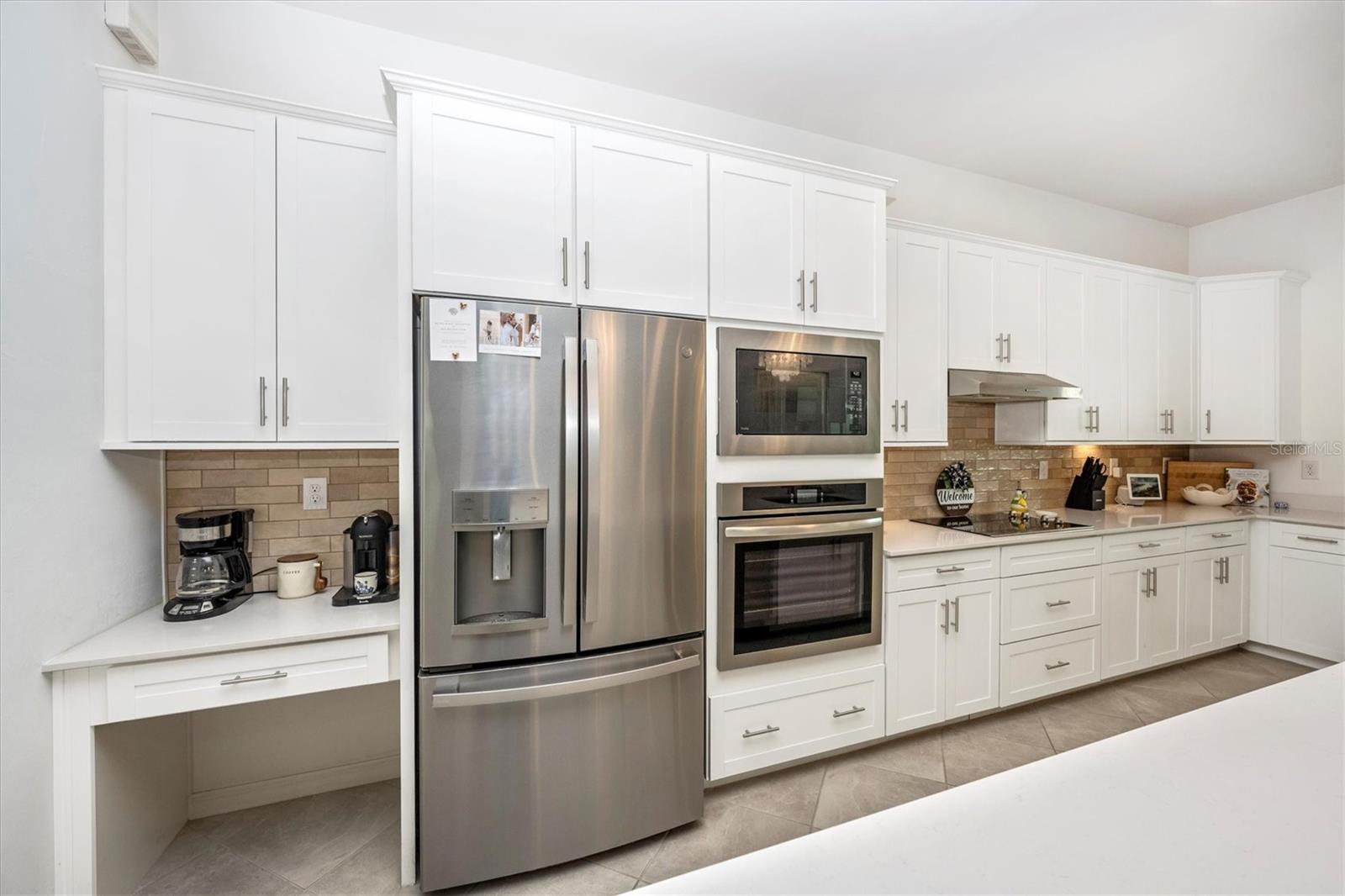 WELLEN PARK GOLF & COUNTRY CLUB - Residential Lease