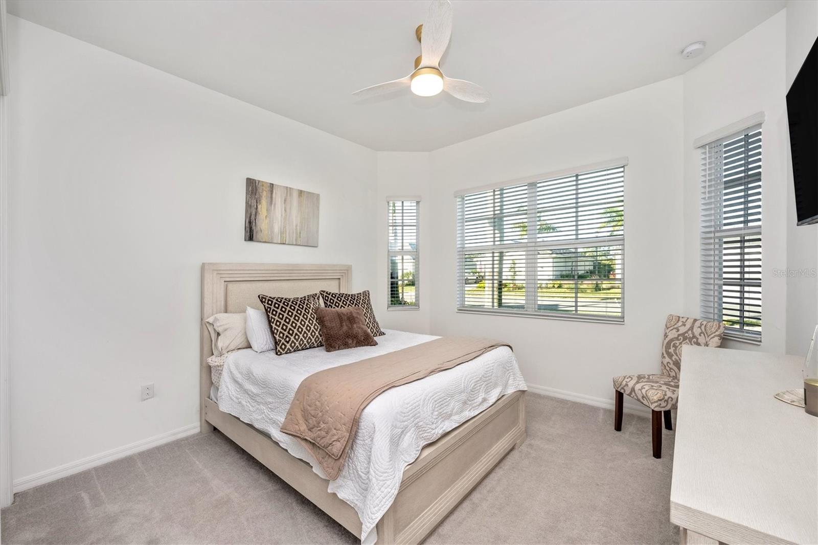 WELLEN PARK GOLF & COUNTRY CLUB - Residential Lease