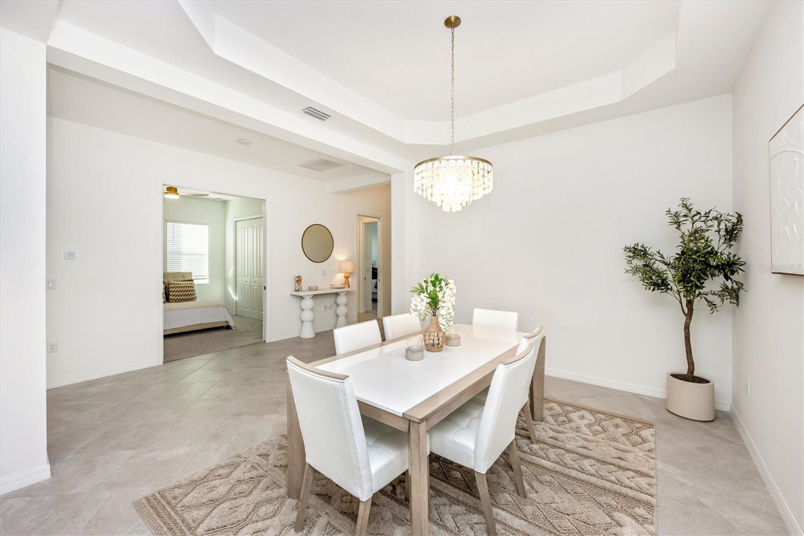 WELLEN PARK GOLF & COUNTRY CLUB - Residential Lease