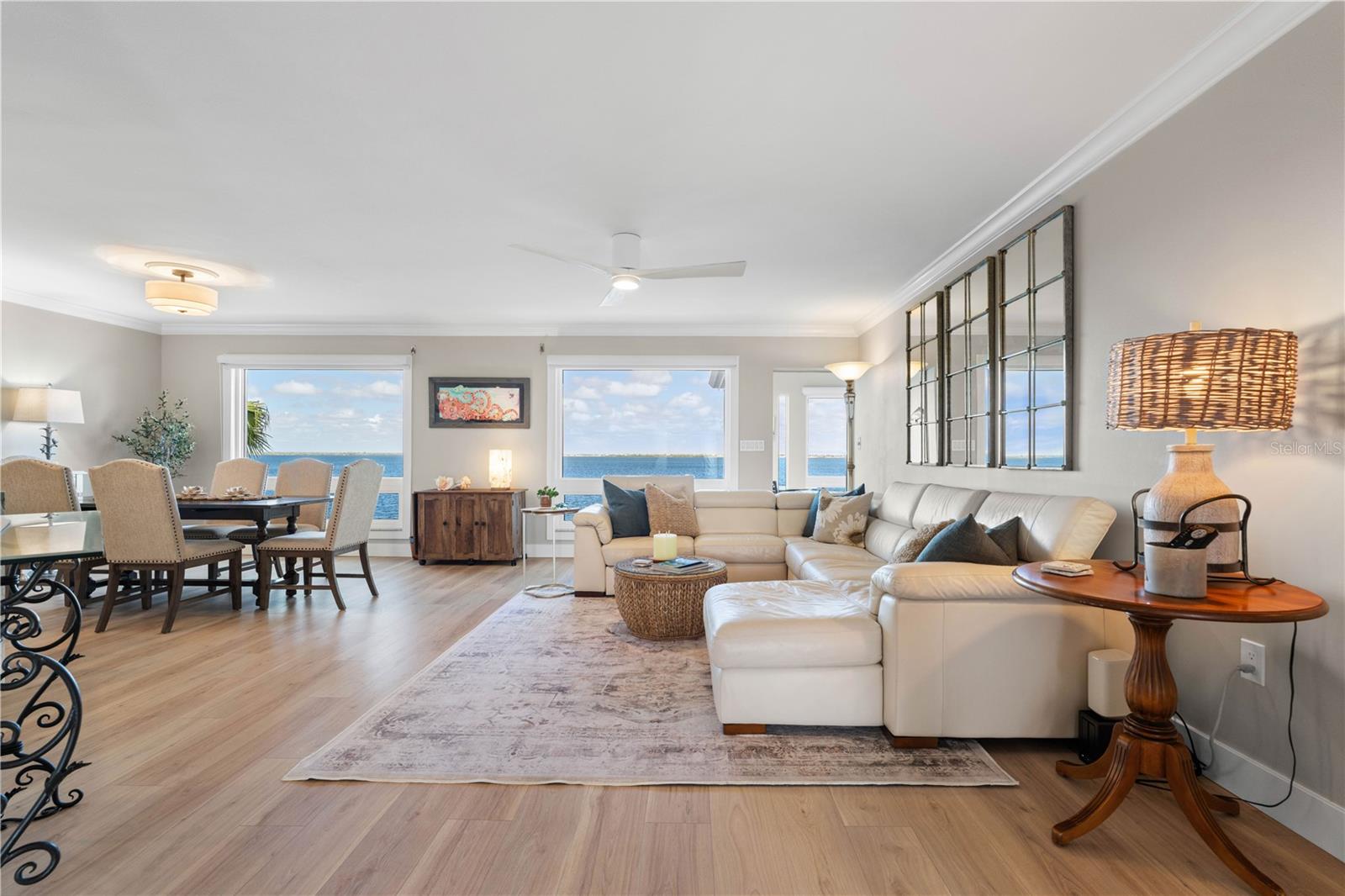 COLONY POINT - Residential