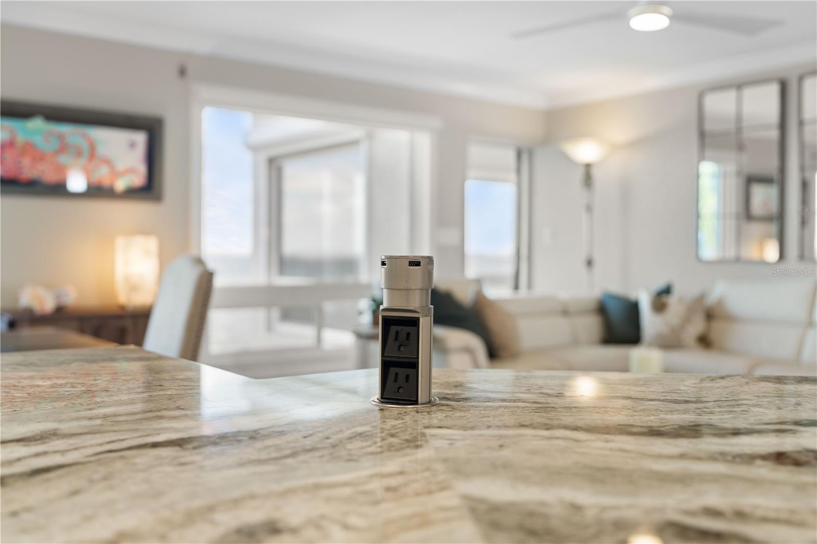 COLONY POINT - Residential