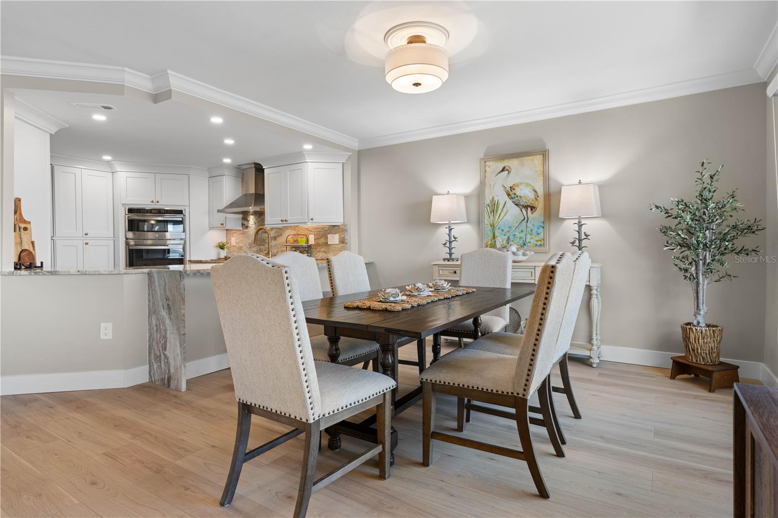 COLONY POINT - Residential