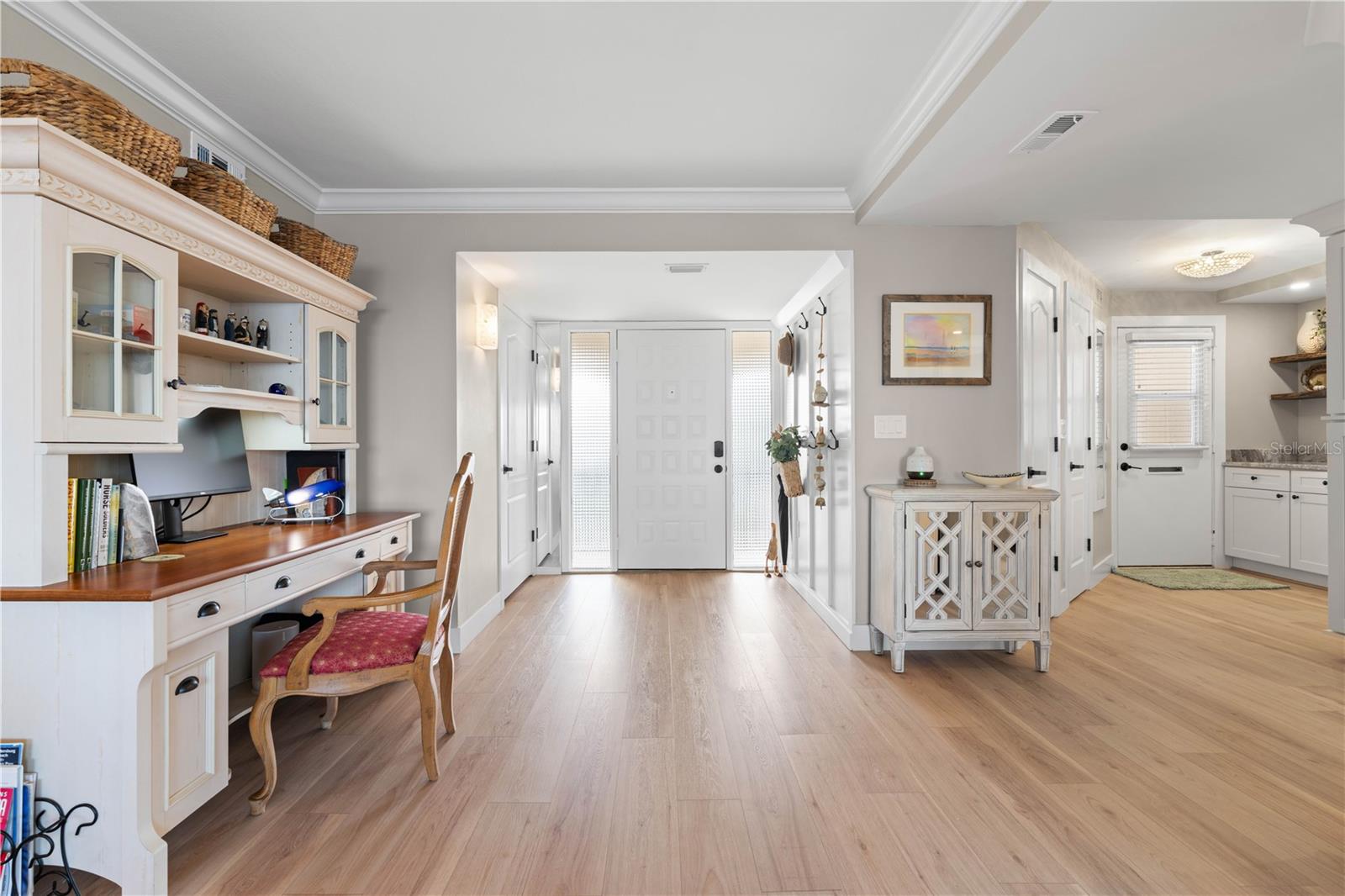 COLONY POINT - Residential