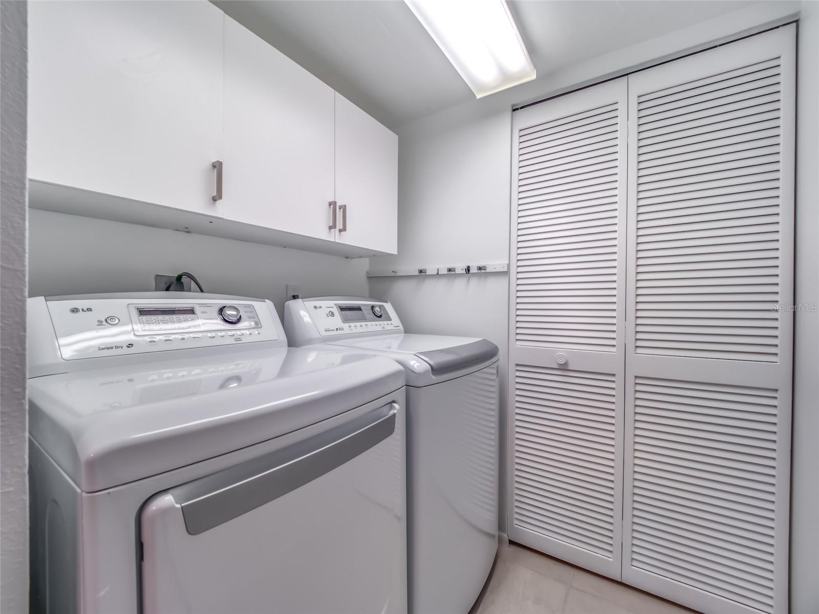 WEDGEWOOD LAKE - Residential Lease