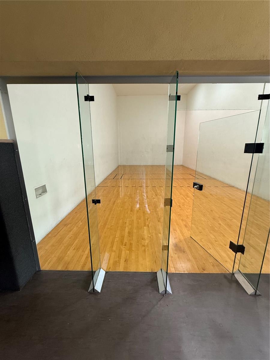 COURTNEY PALMS CONDO - Residential