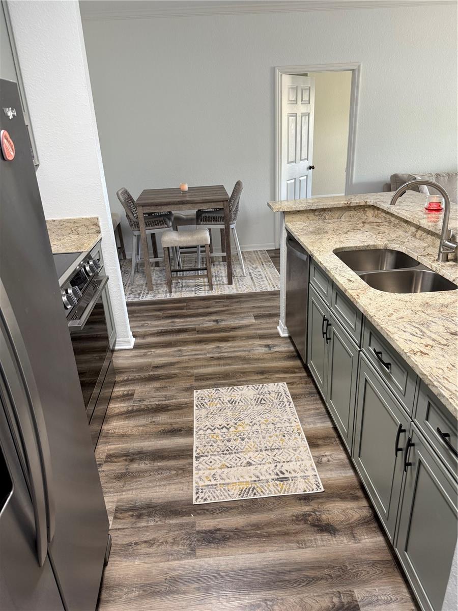 COURTNEY PALMS CONDO - Residential