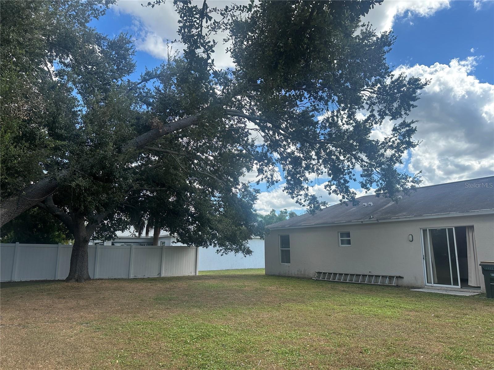 PORT CHARLOTTE SUB 10 - Residential Lease