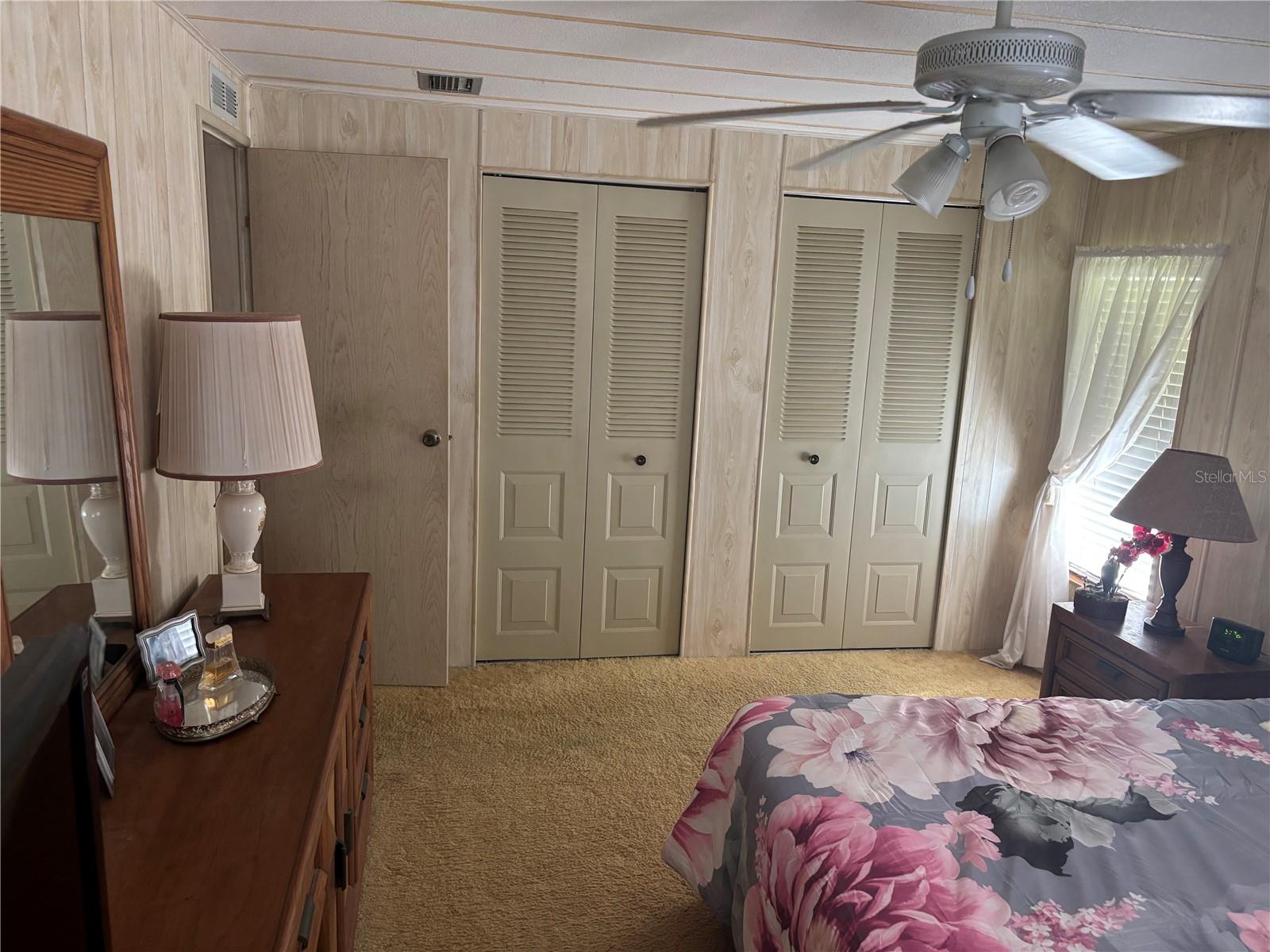 ZELLWOOD STATION - Residential