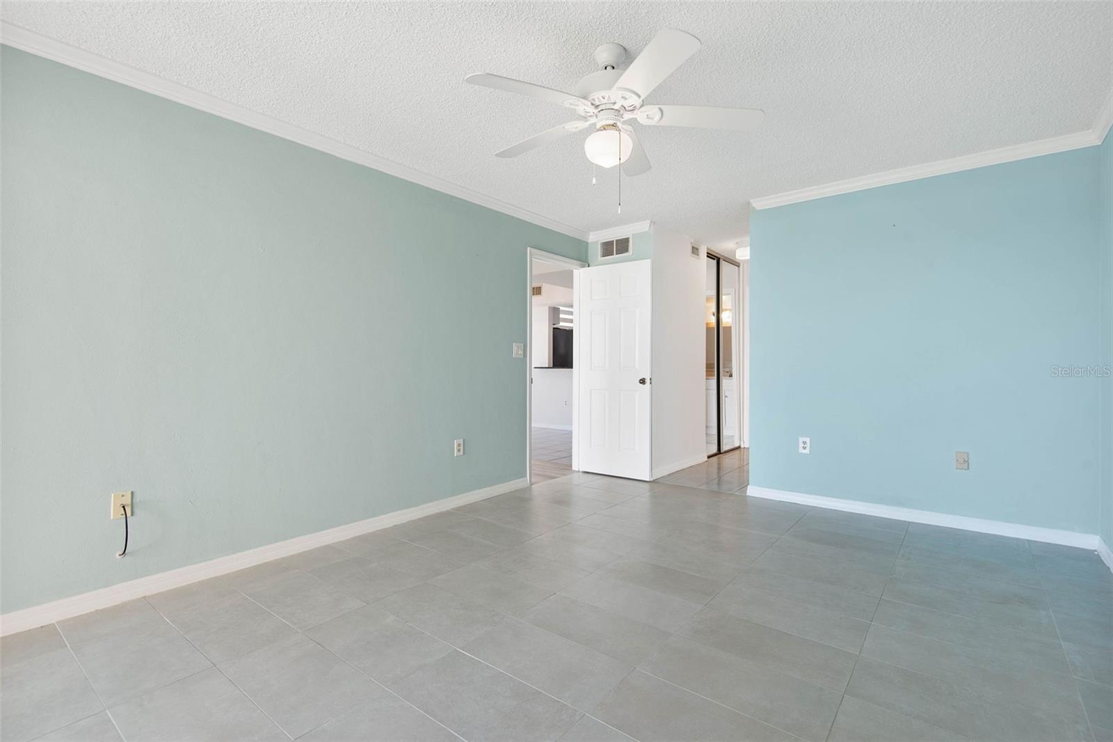 FAIRWIND SHORES CONDO - Residential