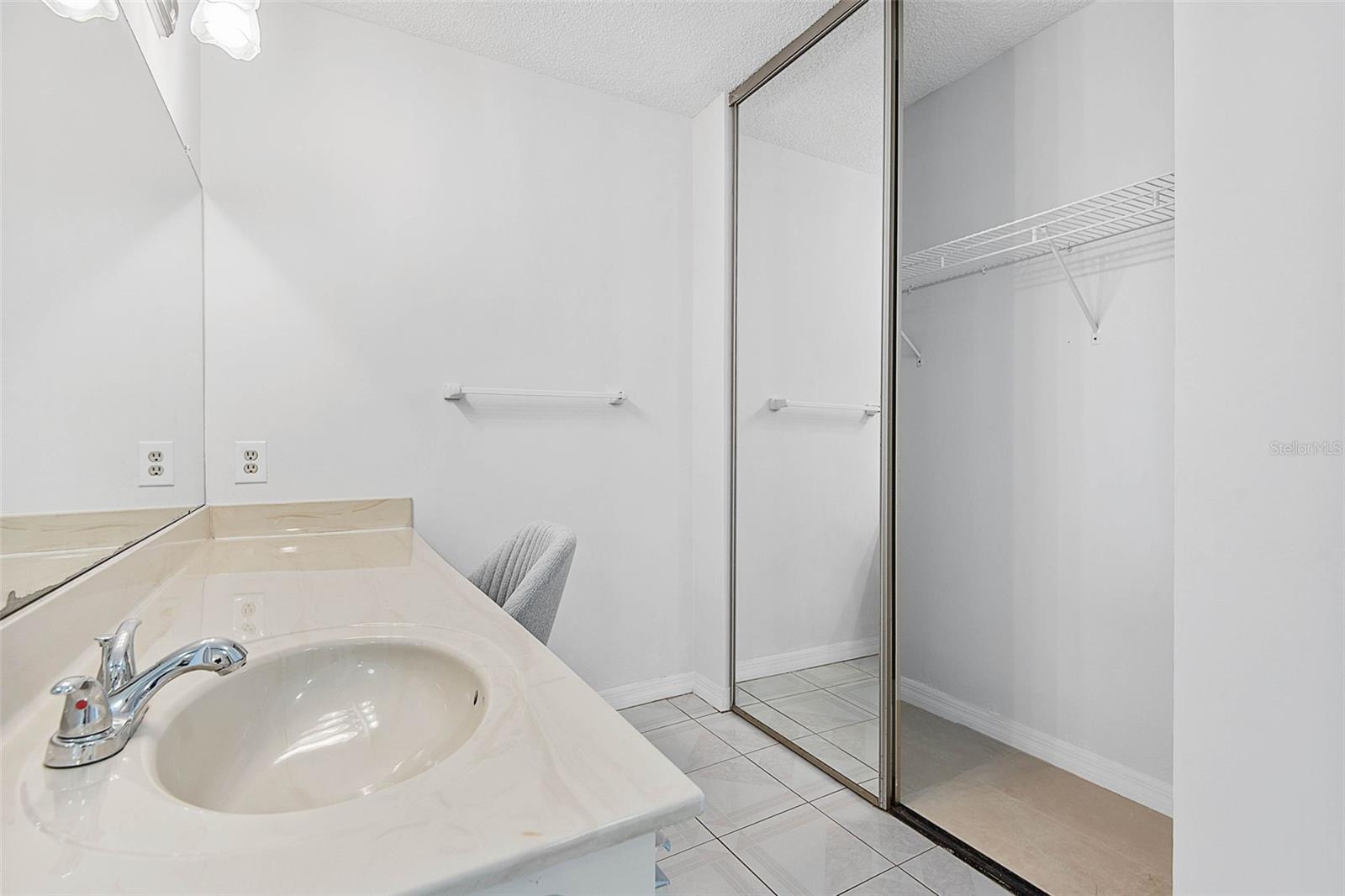 FAIRWIND SHORES CONDO - Residential