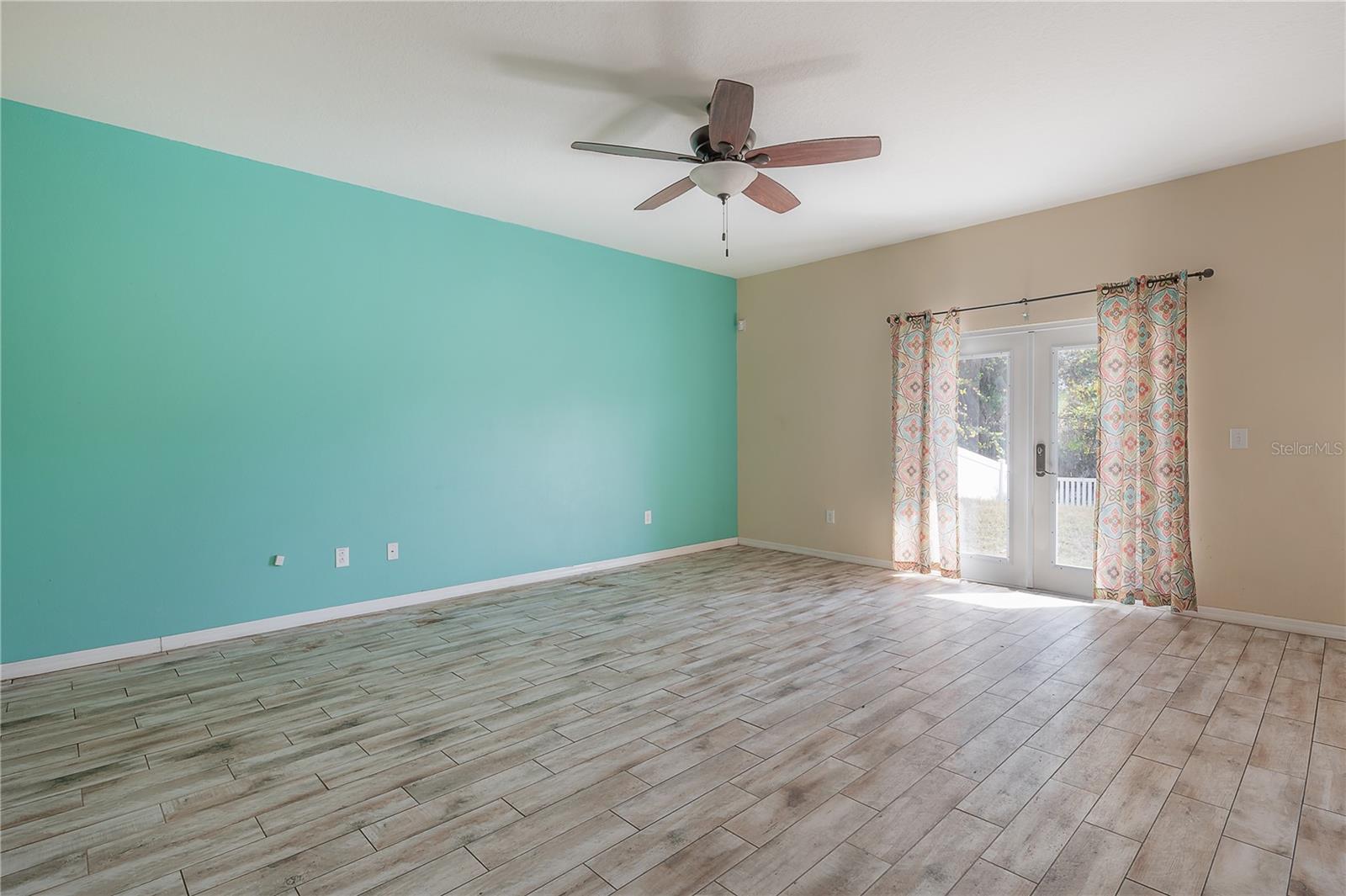 DEERFIELD LAKES - Residential