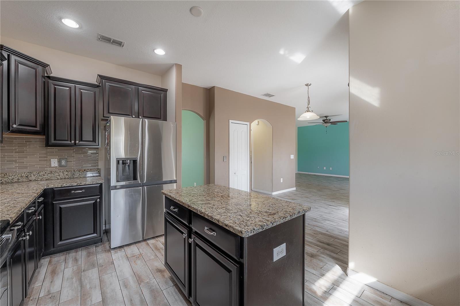 DEERFIELD LAKES - Residential