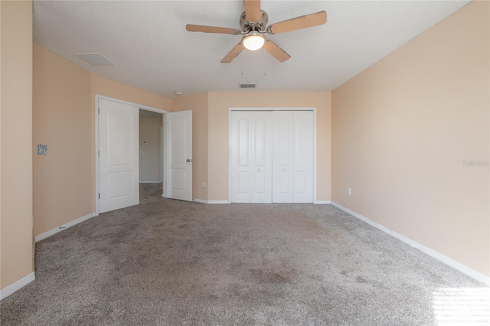 DEERFIELD LAKES - Residential