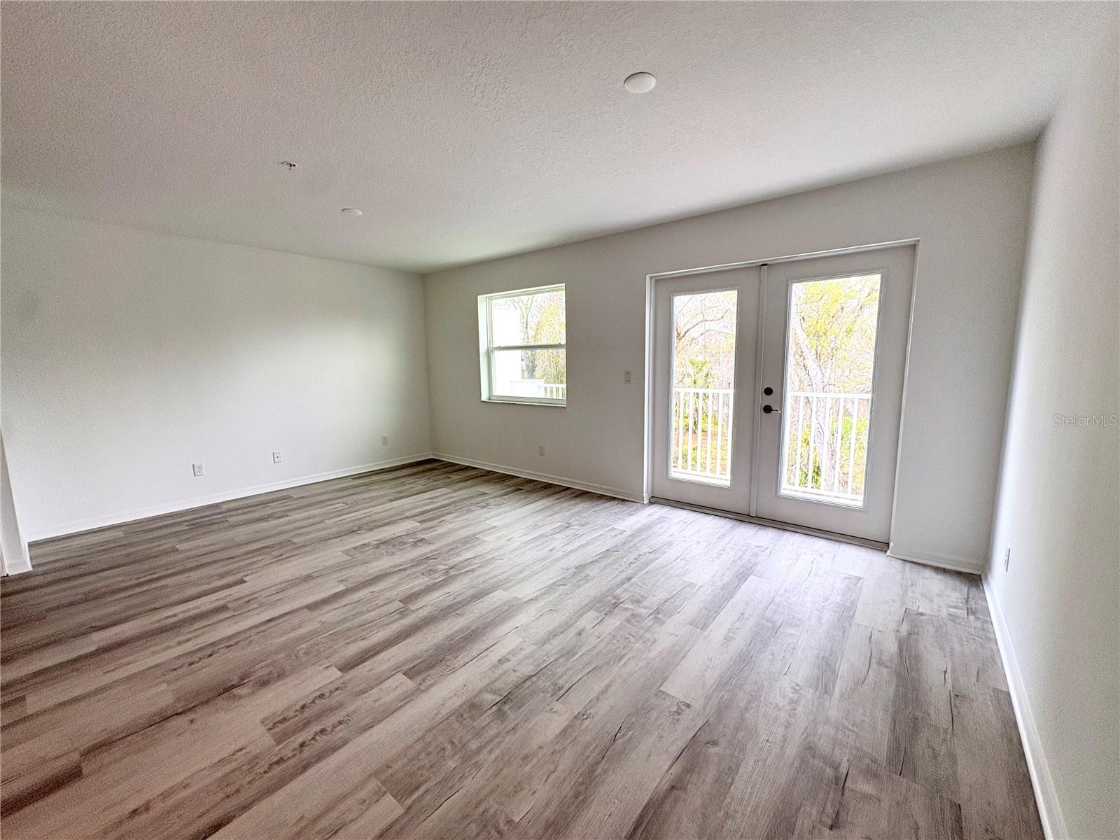 CITY HOMES AT CYPRESS WALK - Residential