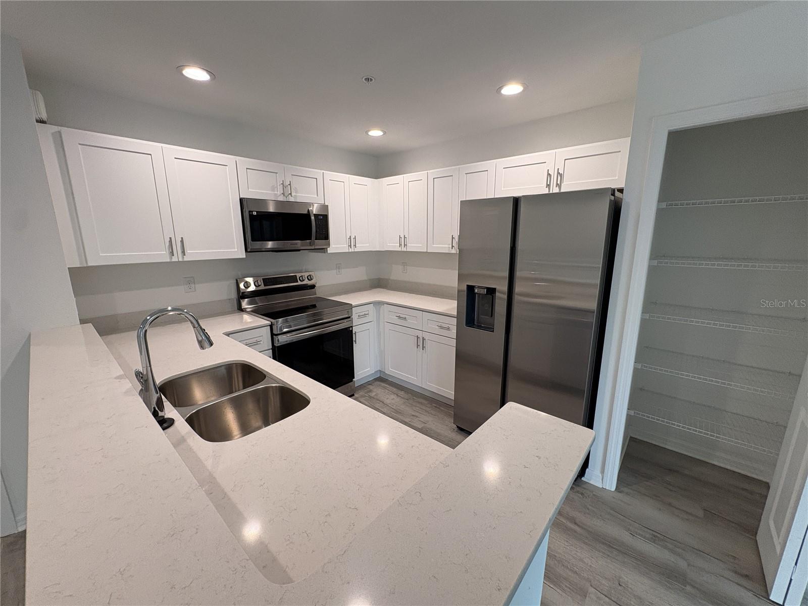 CITY HOMES AT CYPRESS WALK - Residential