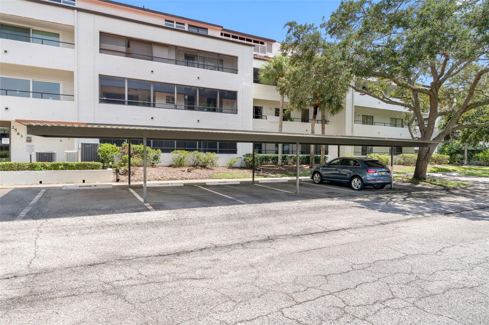 2583 COUNTRYSIDE BOULEVARD 3212