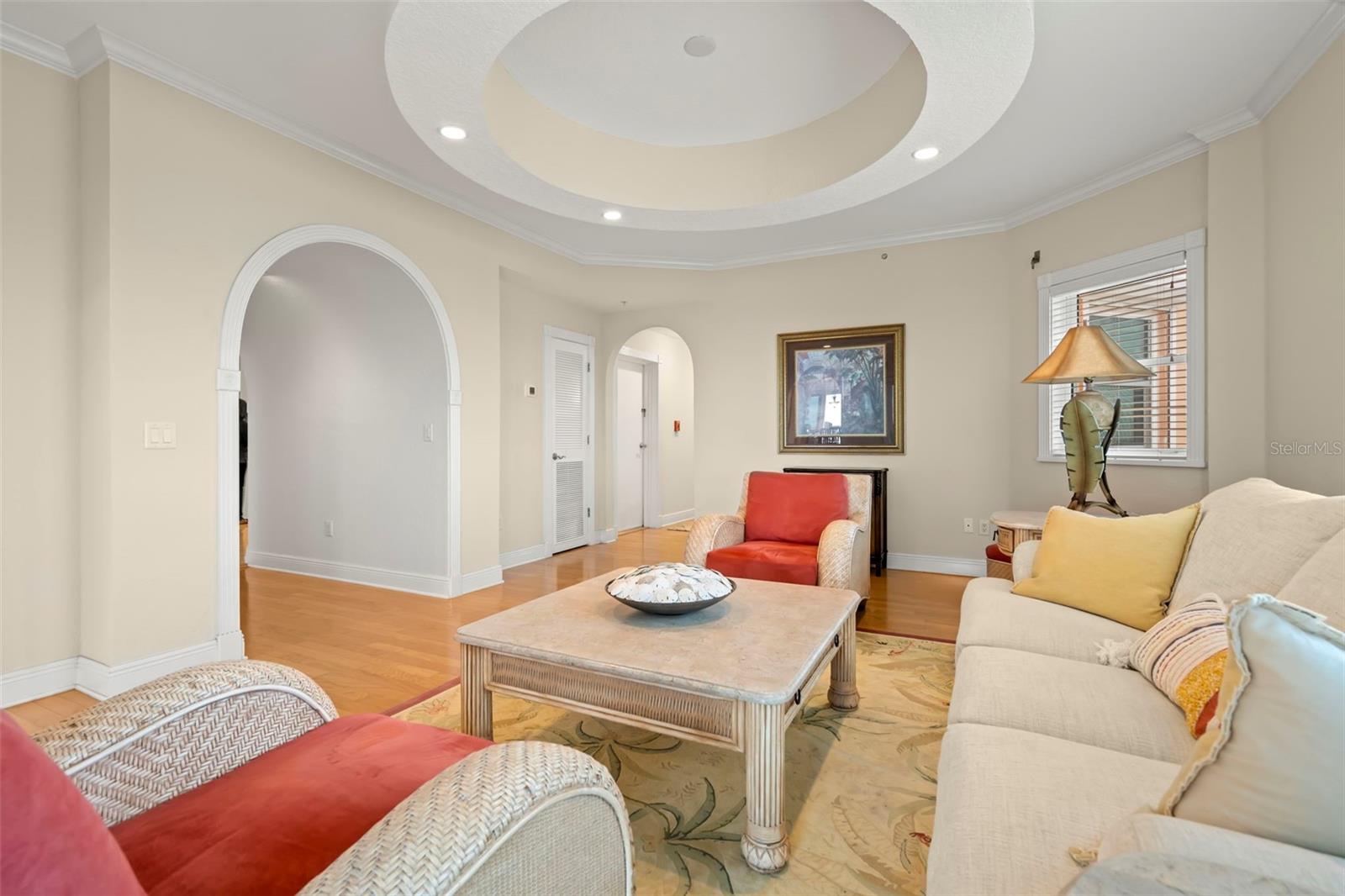 VENETIAN OF TREASURE - Residential