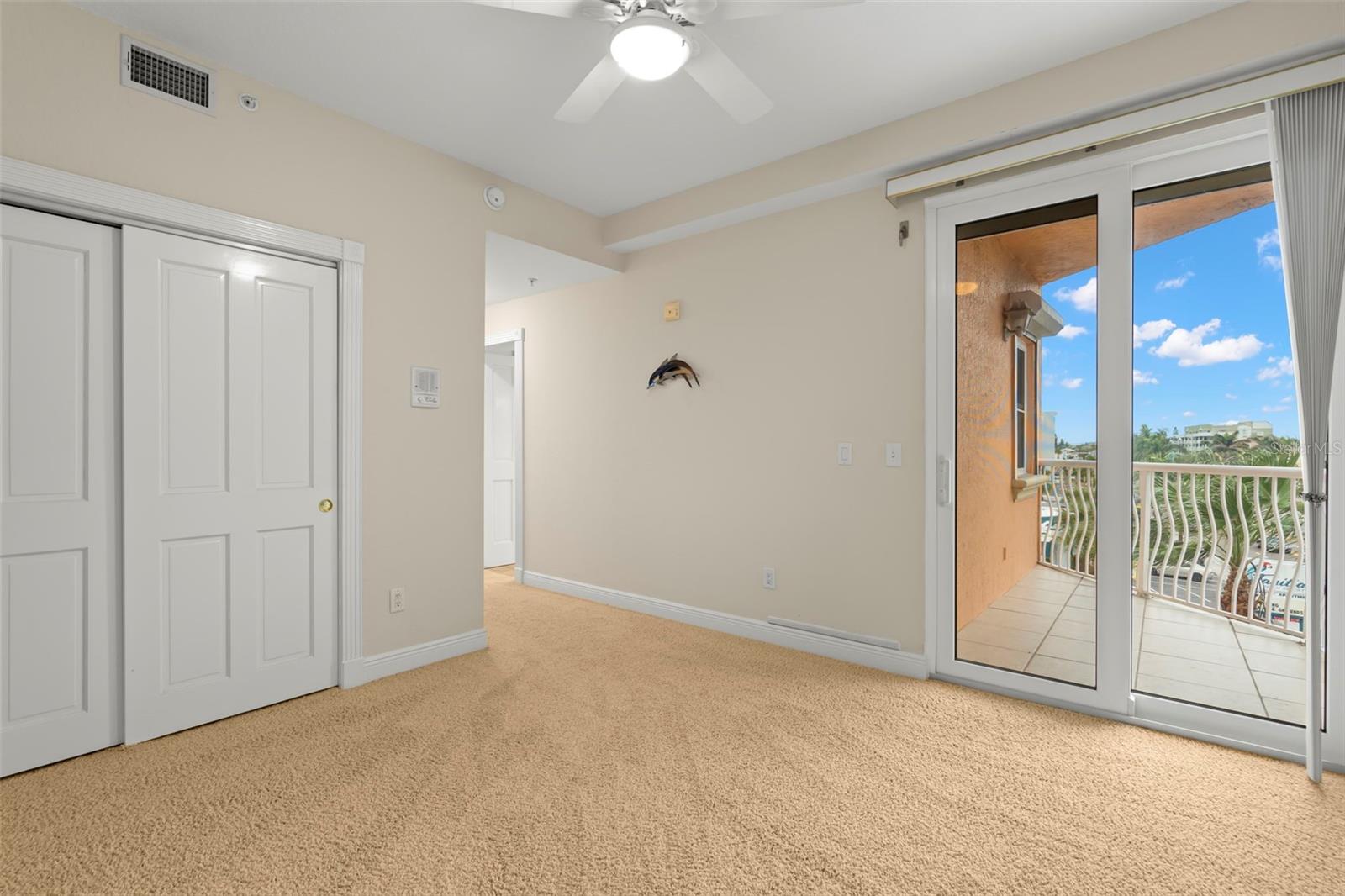 VENETIAN OF TREASURE - Residential