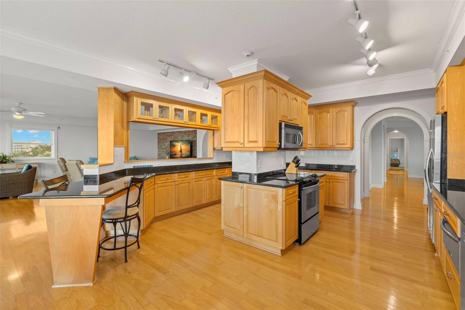 VENETIAN OF TREASURE - Residential