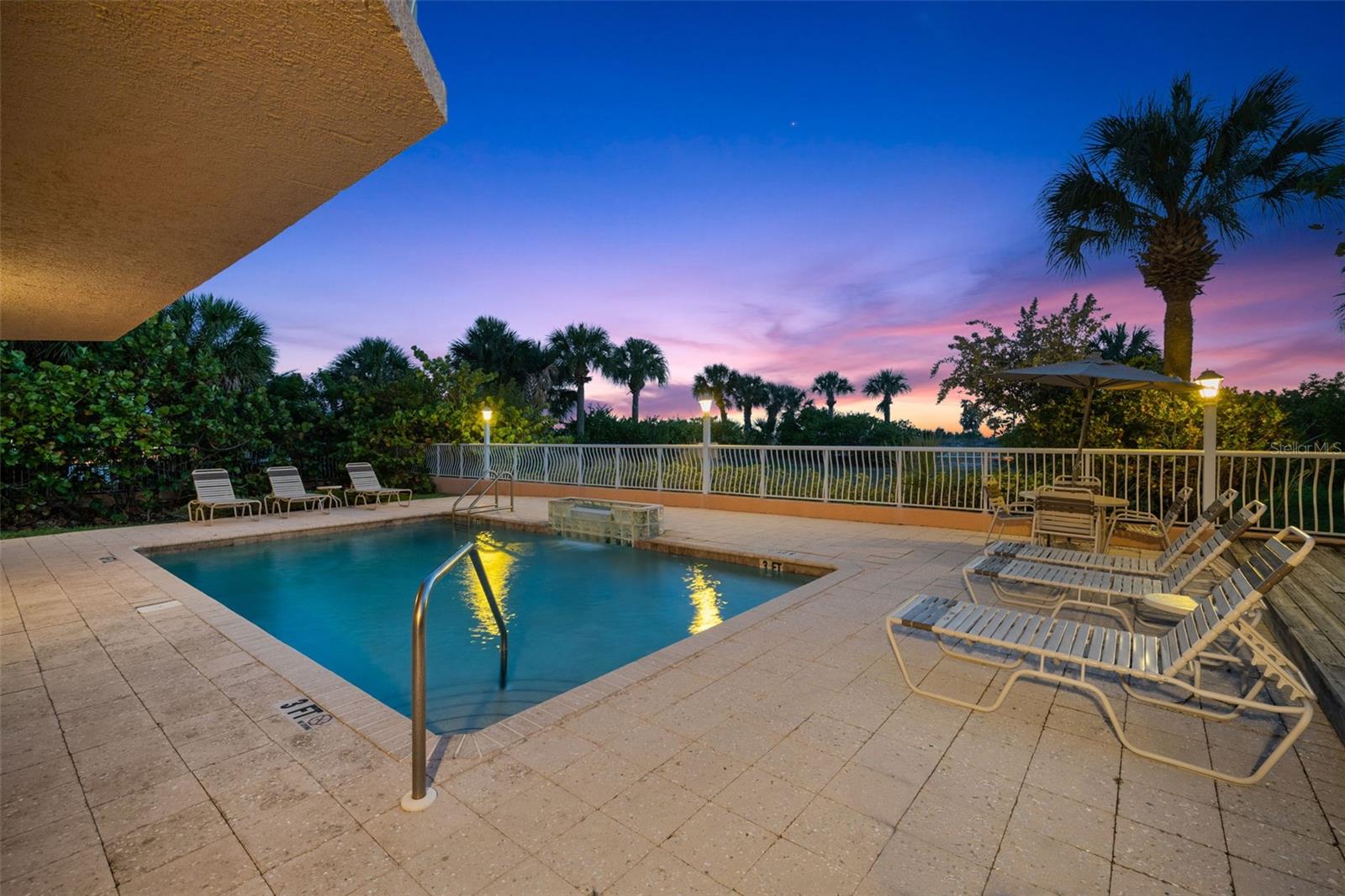 VENETIAN OF TREASURE - Residential