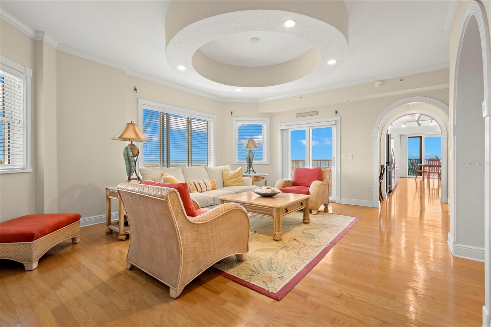 VENETIAN OF TREASURE - Residential