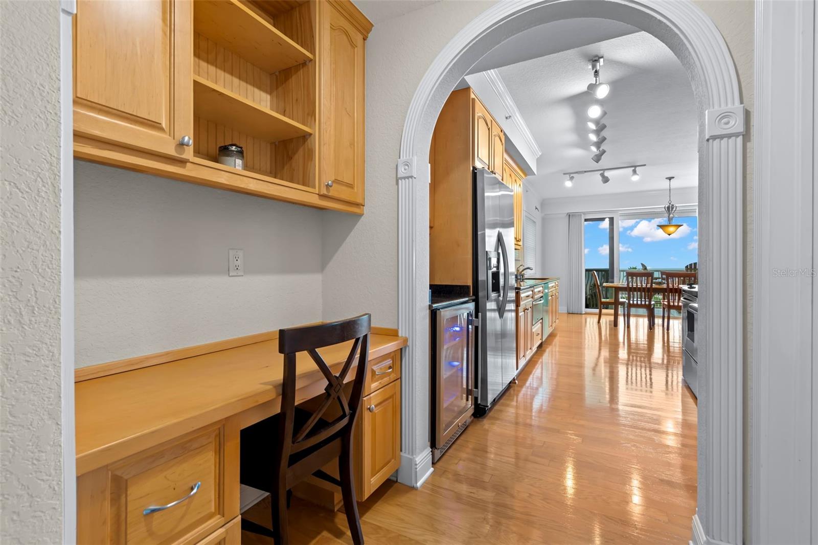 VENETIAN OF TREASURE - Residential