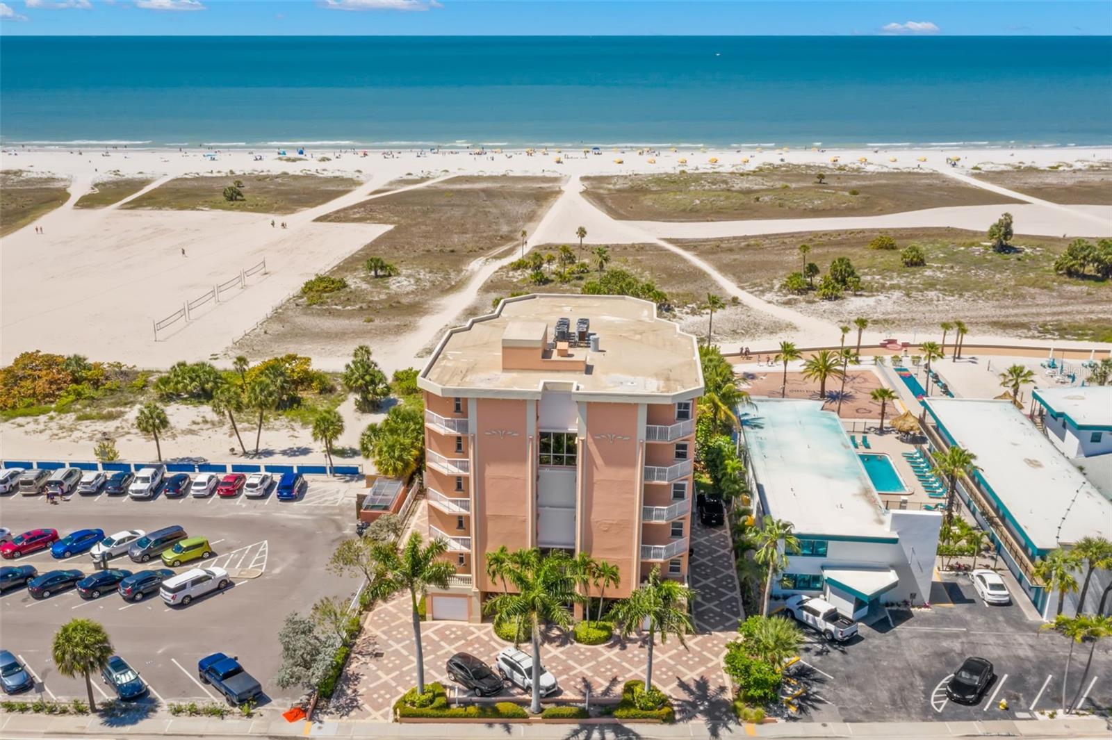 VENETIAN OF TREASURE - Residential