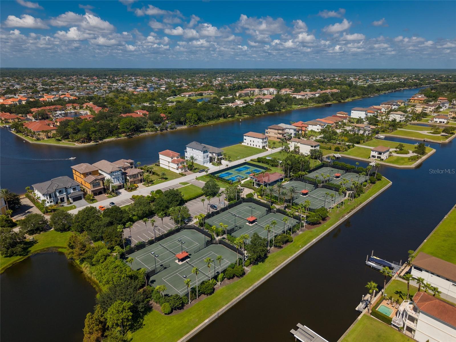 HARBOR VILLAGE - Residential