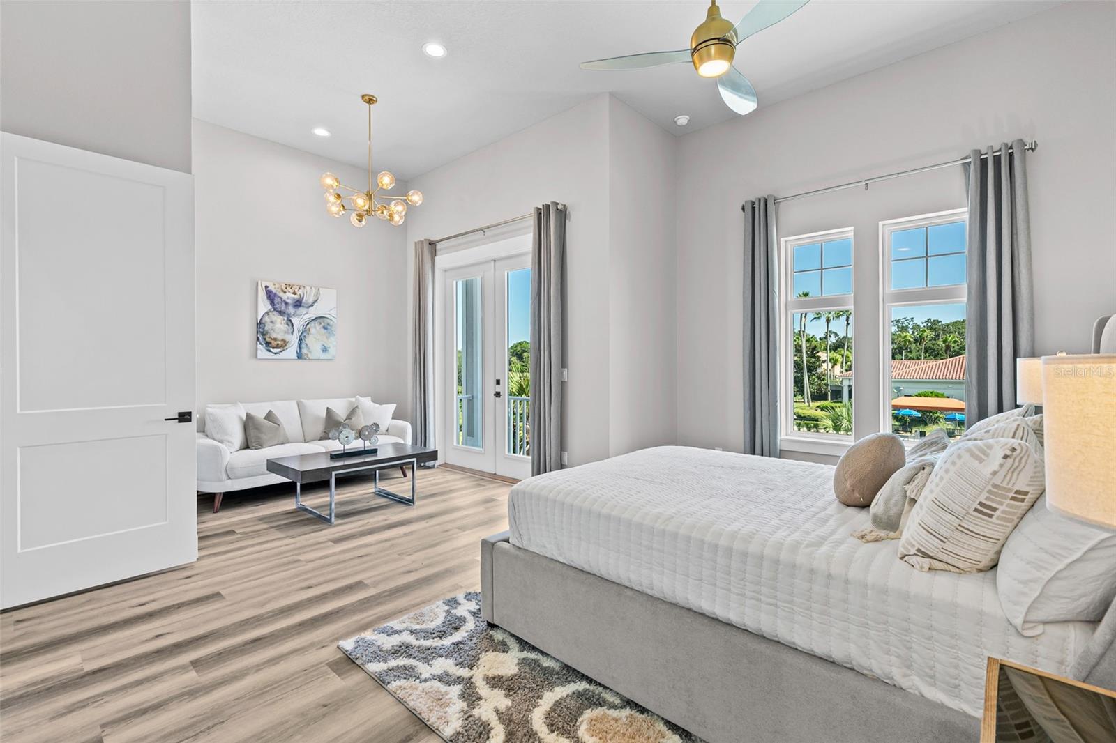 HARBOR VILLAGE - Residential