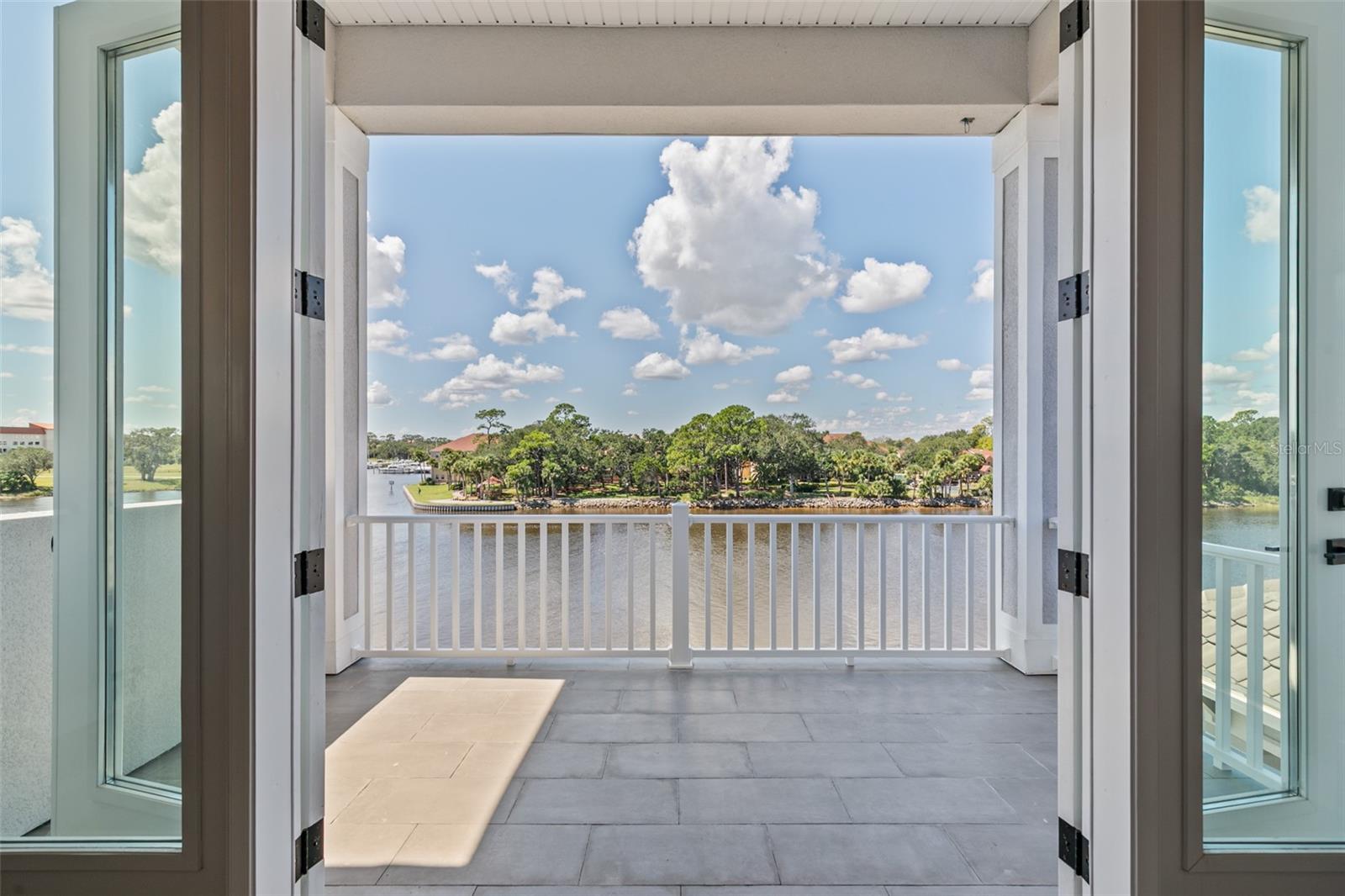 HARBOR VILLAGE - Residential