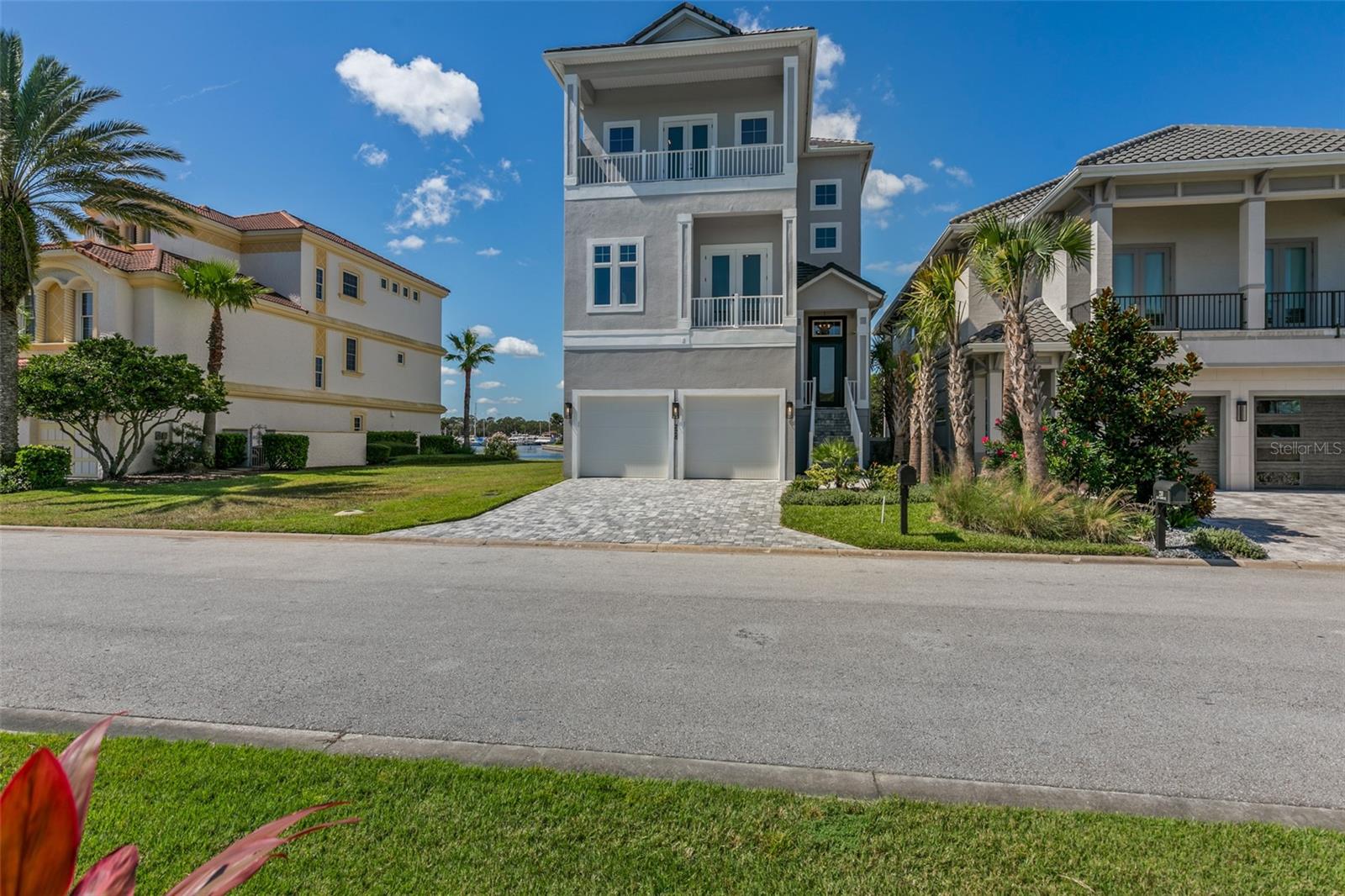 HARBOR VILLAGE - Residential