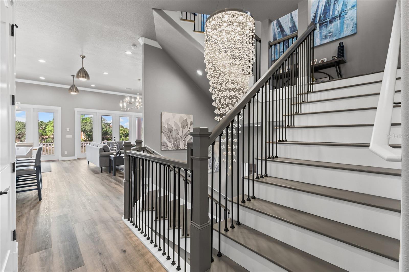 HARBOR VILLAGE - Residential