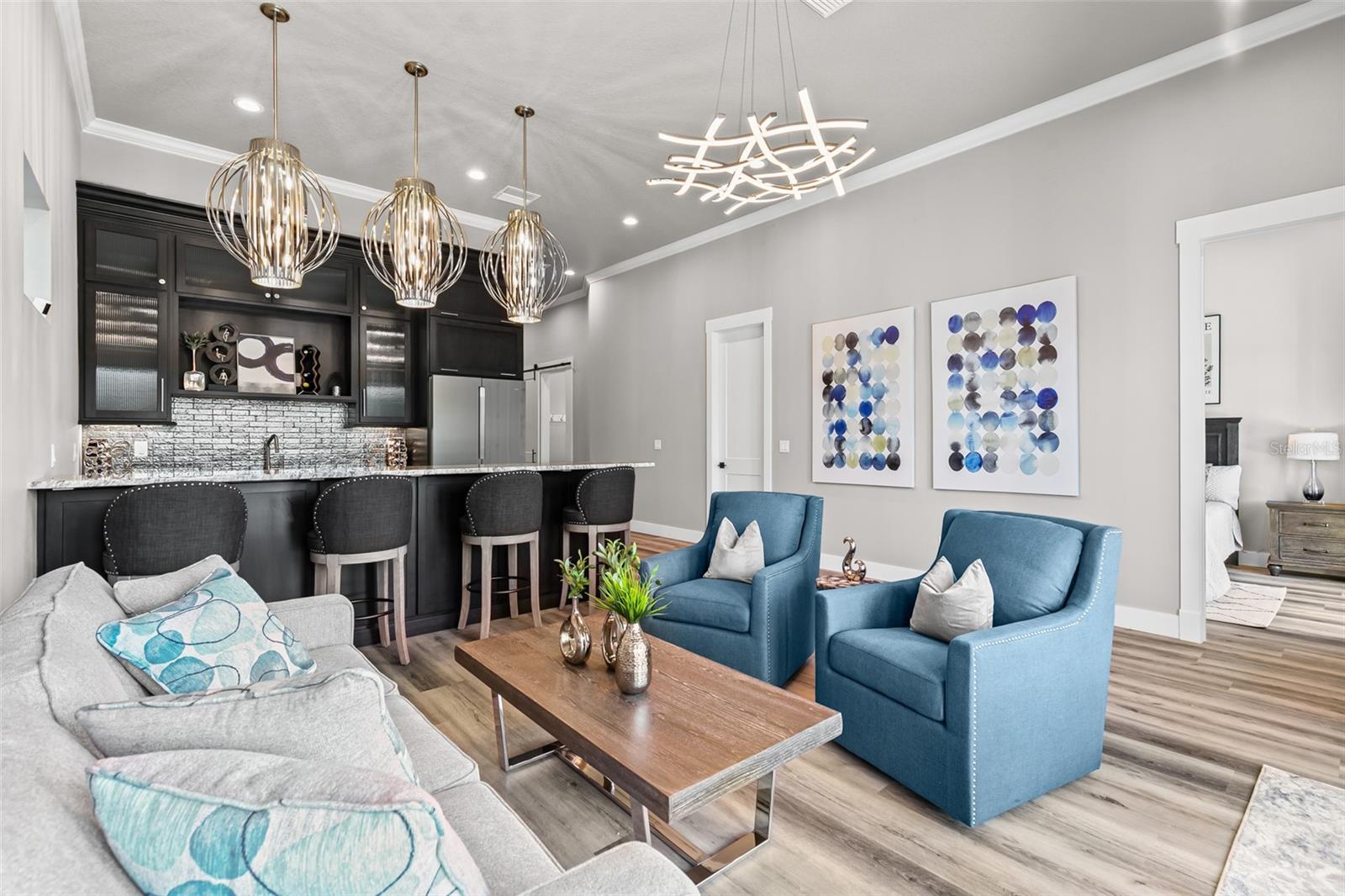HARBOR VILLAGE - Residential