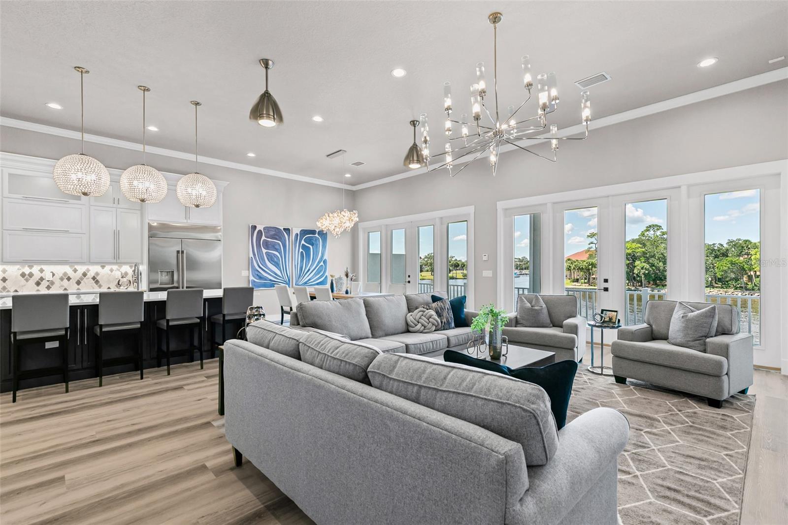 HARBOR VILLAGE - Residential