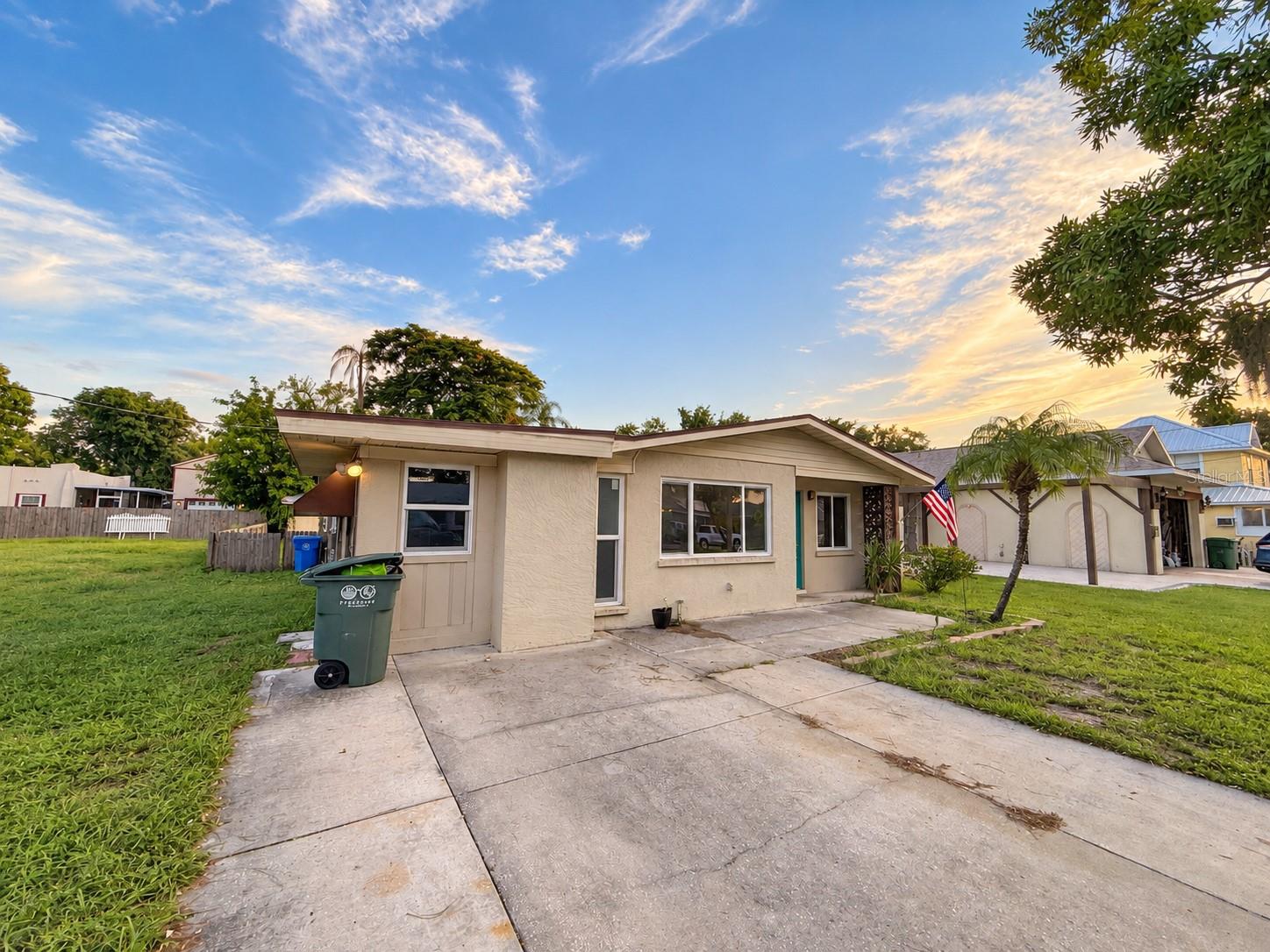 2921 7TH AVENUE W, BRADENTON, FL, 34205 1 2921 7TH AVENUE W