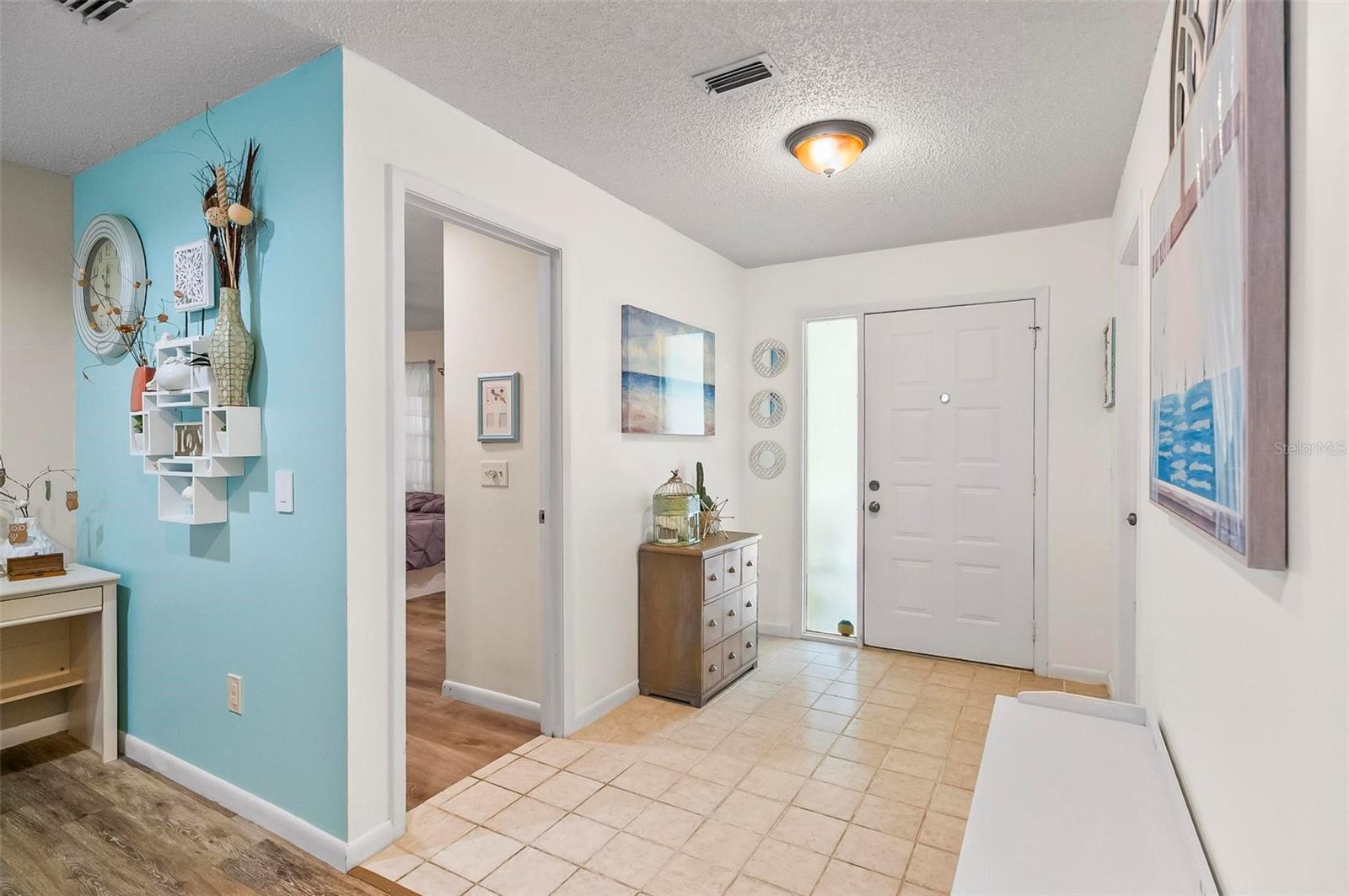 230 BEECHWOOD LANE