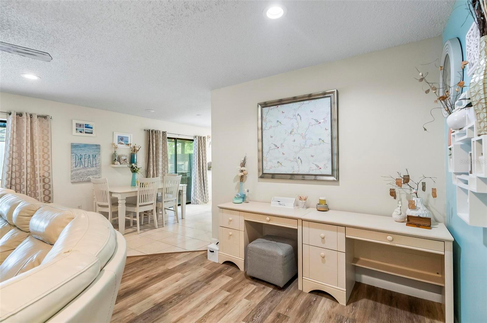 230 BEECHWOOD LANE