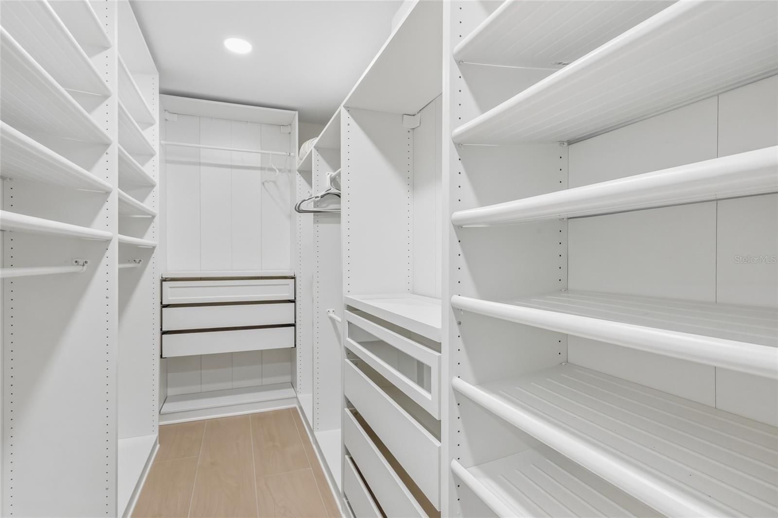 SAINT ARMANDS DIV JOHN RINGLING ESTATES - Residential