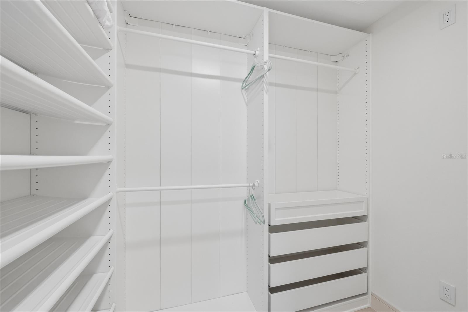 SAINT ARMANDS DIV JOHN RINGLING ESTATES - Residential