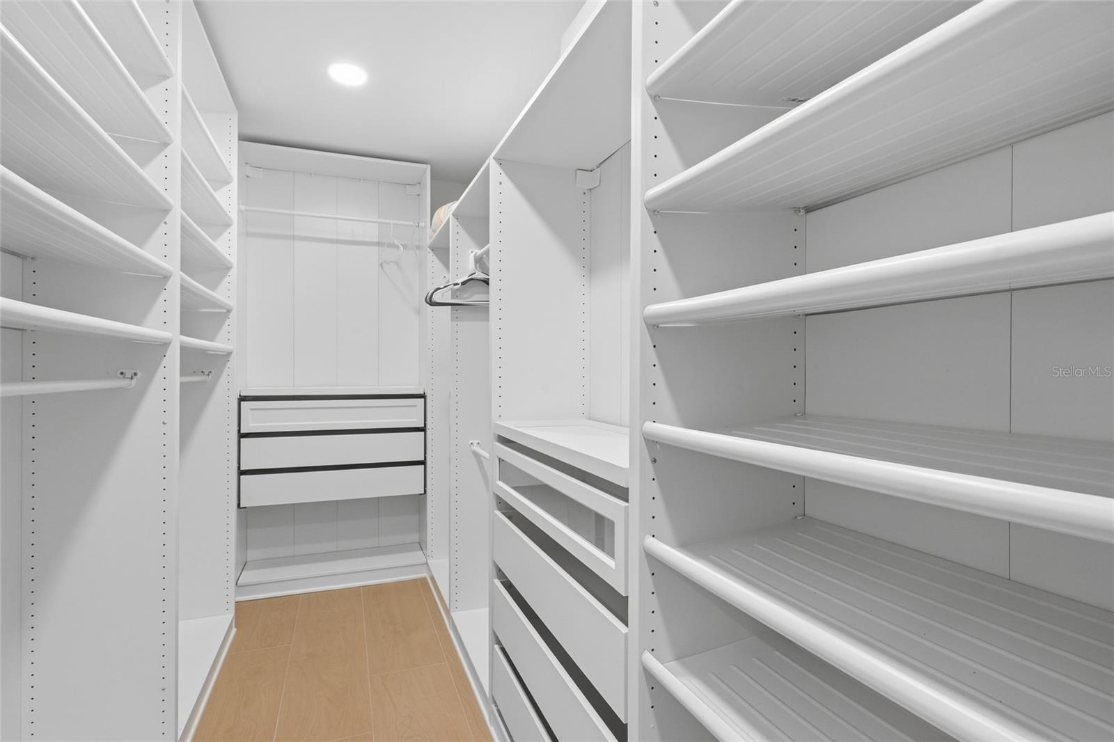 SAINT ARMANDS DIV JOHN RINGLING ESTATES - Residential