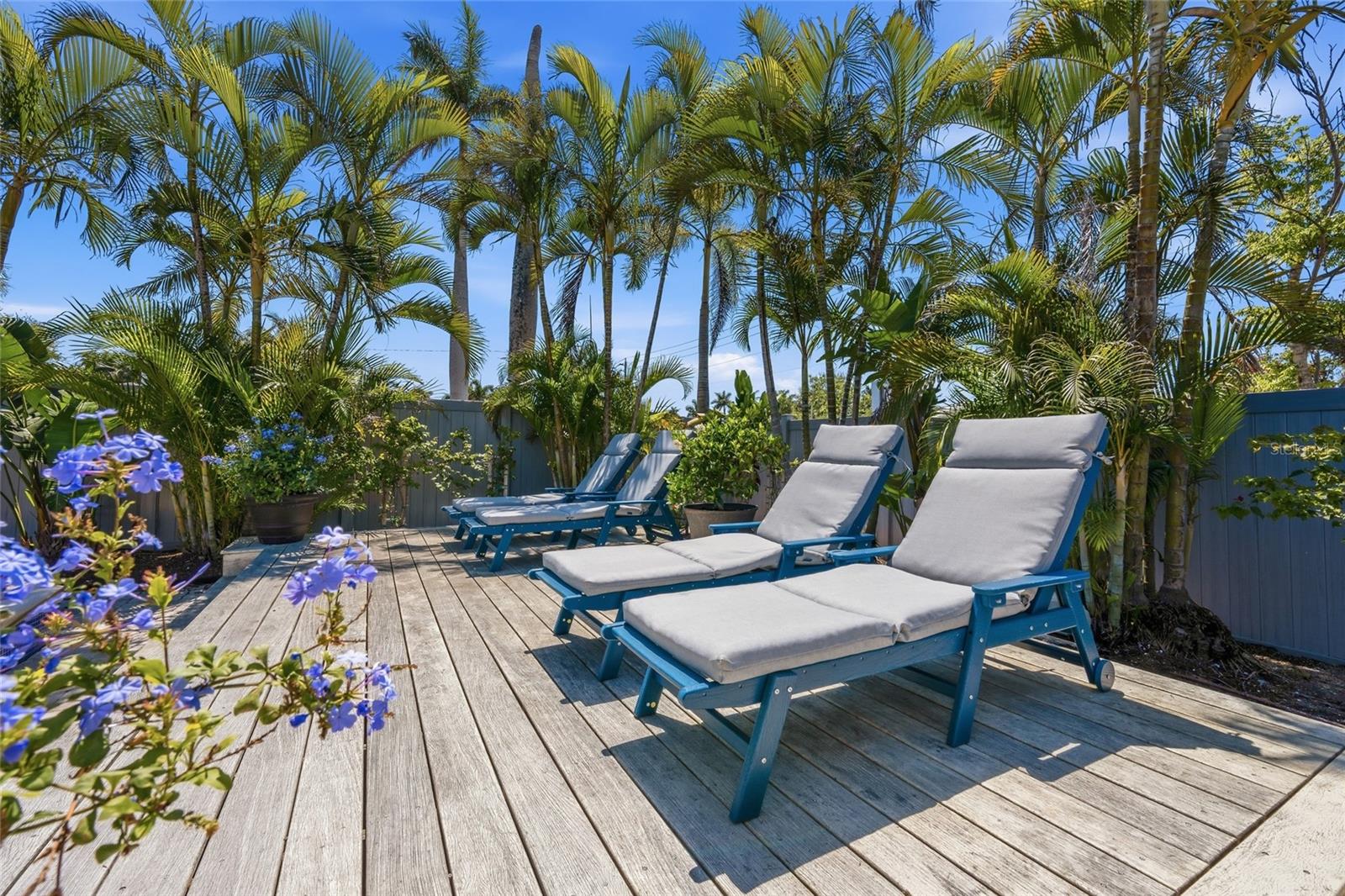 SAINT ARMANDS DIV JOHN RINGLING ESTATES - Residential