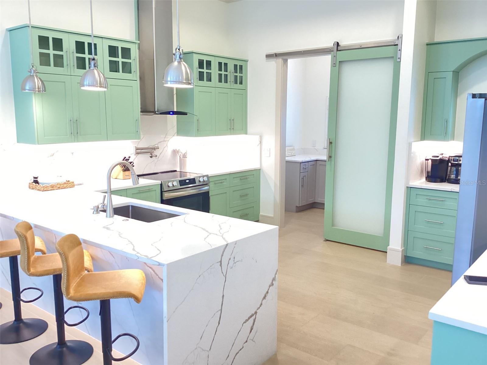 SAINT ARMANDS DIV JOHN RINGLING ESTATES - Residential