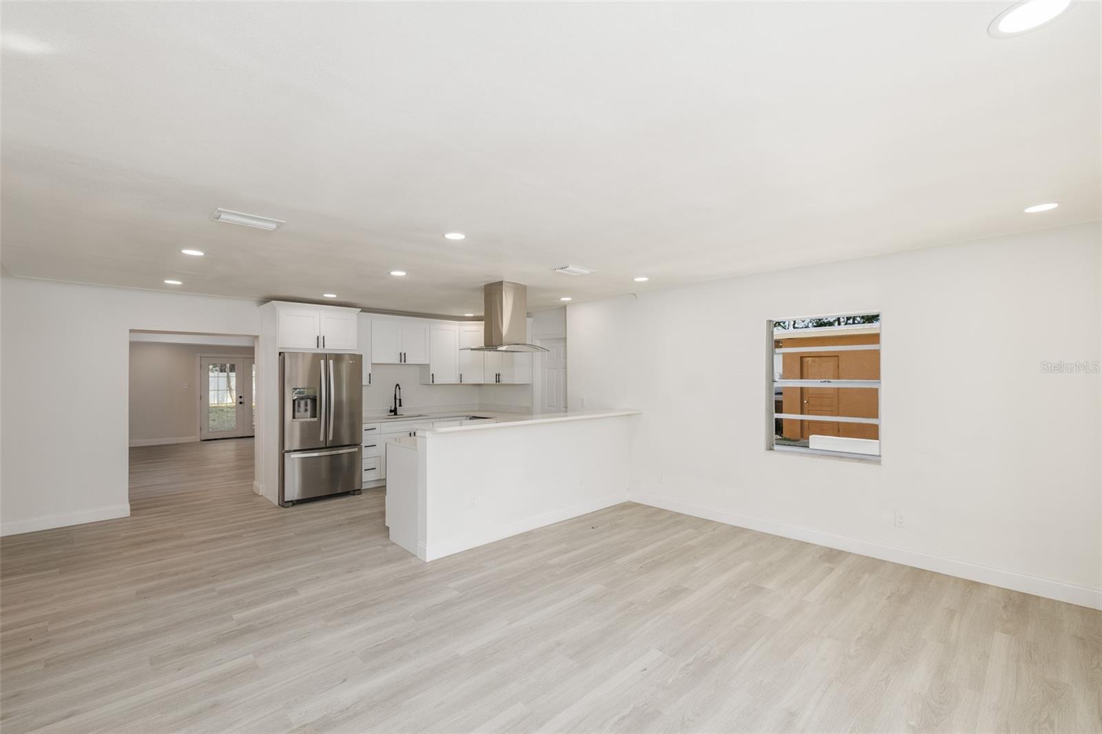 3947 OVERLOOK DRIVE NE