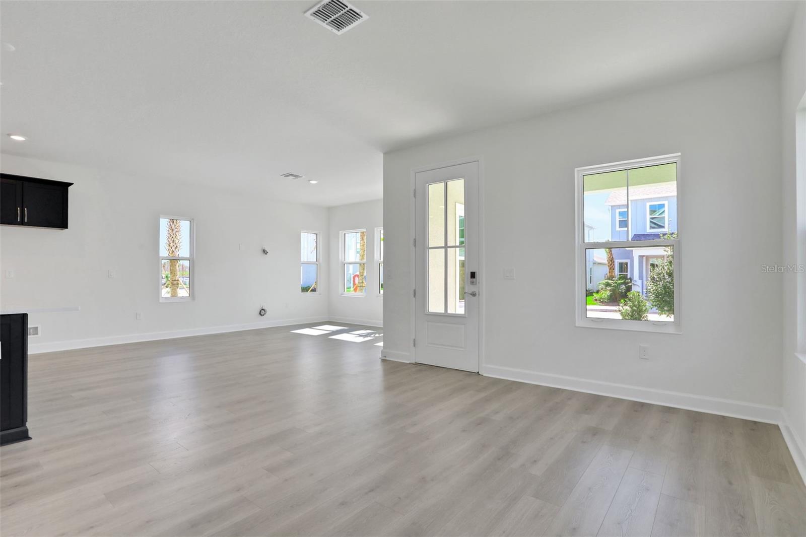 BUNGALOW WALK LAKEWOOD RANCH NEIGHBORHOOD - Residential